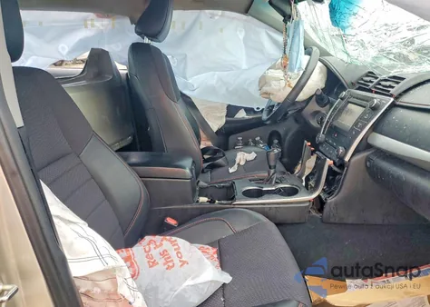 2016 Toyota Camry Le z USA, uszkodzony, nr VIN 4T1BF1FK5GU205480